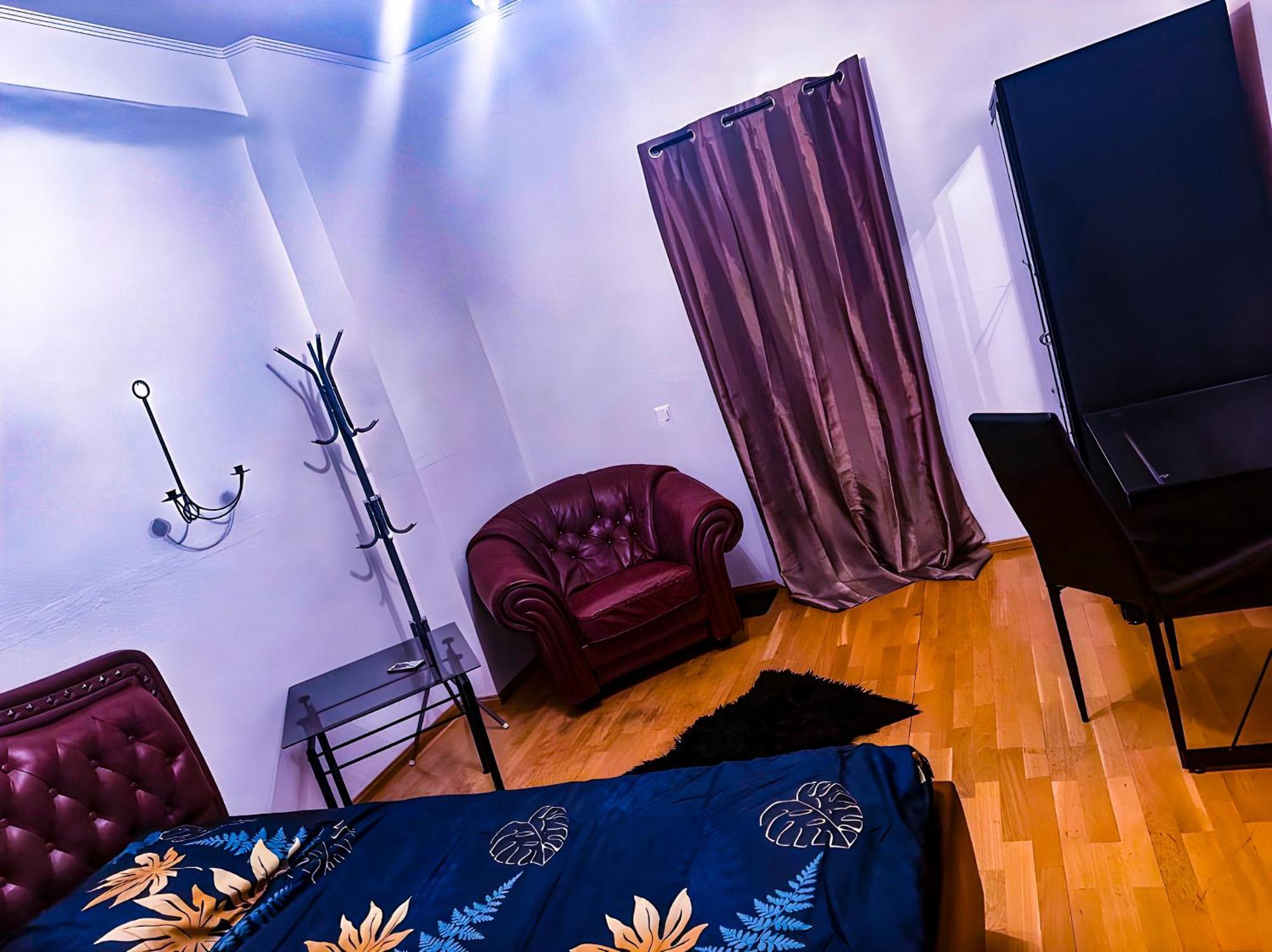 Self-Check-In Central Hostel Bestprice タリン エクステリア 写真